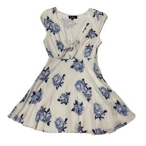 Lulu's Venetia Blue and White Floral Print Tie-Front Skater Dress - Medium